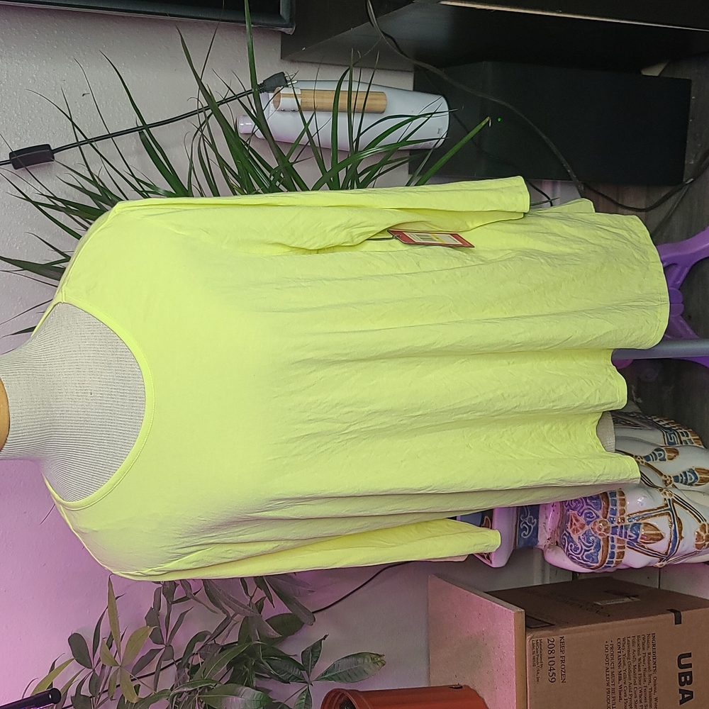 Vince Camuto Long Sleeve Flowy Shirt